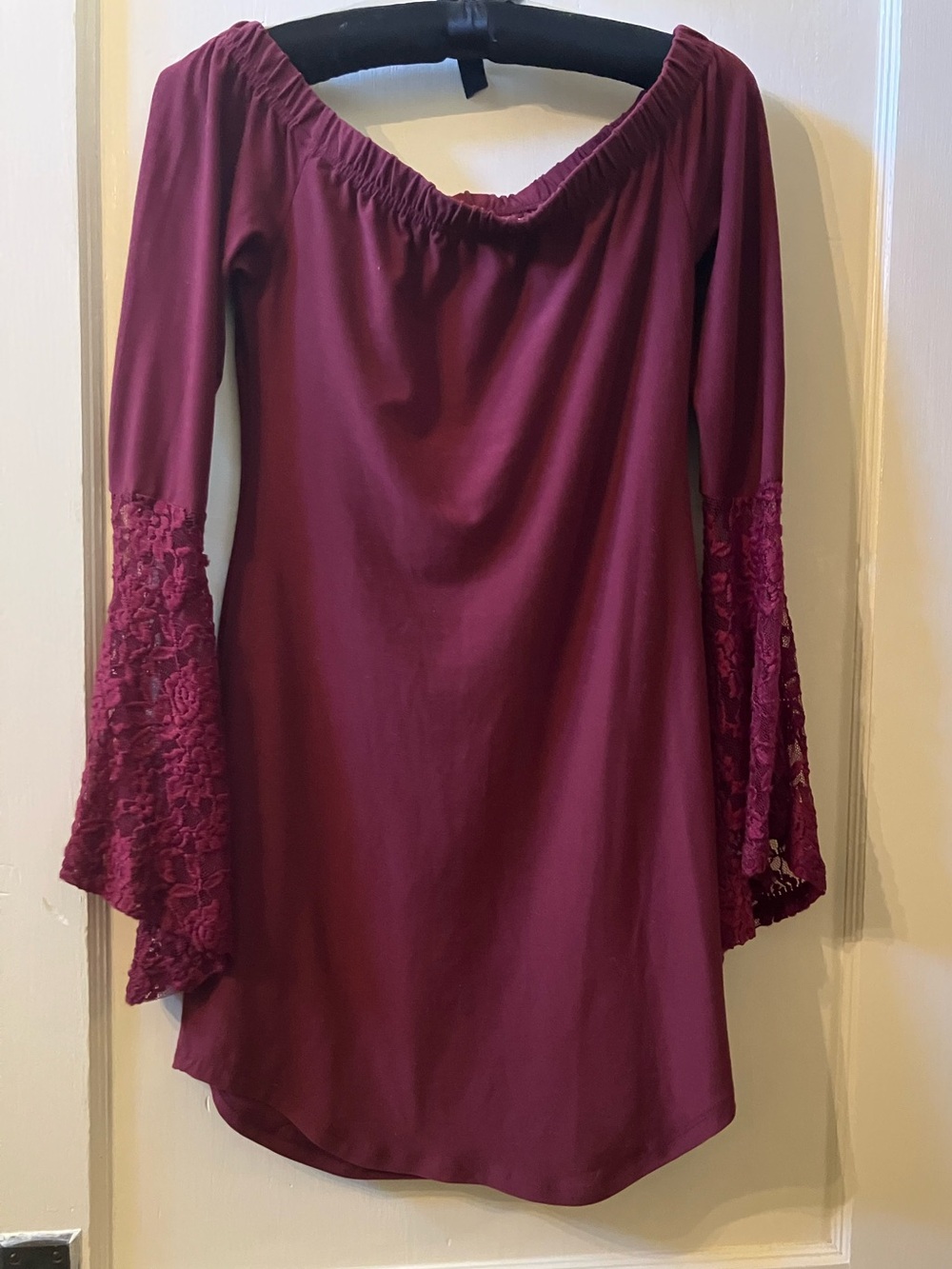 Womens Off-Shoulder Lace Bell Sleeve Tunic - Burgundy